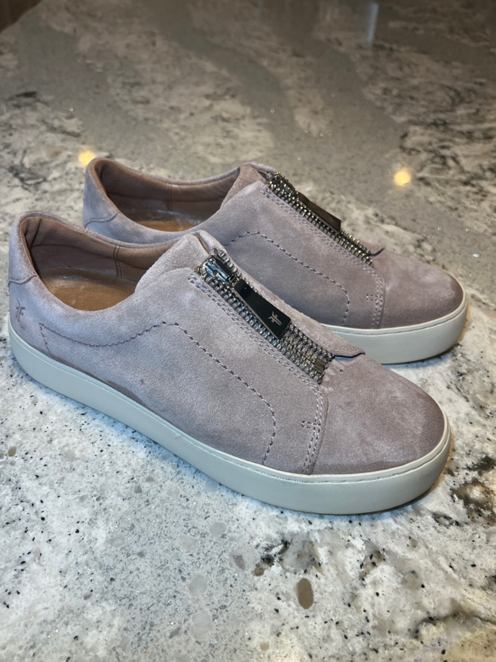 Frye Lena Zip Low Sneakers in Dusty Rose Suede - Size 7 - LIKE NEW